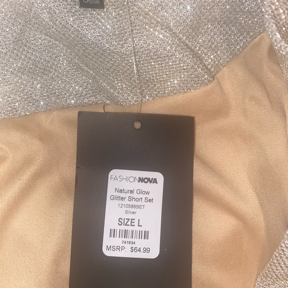 fashion nova natural glow glitter short set - Picture 8 of 10